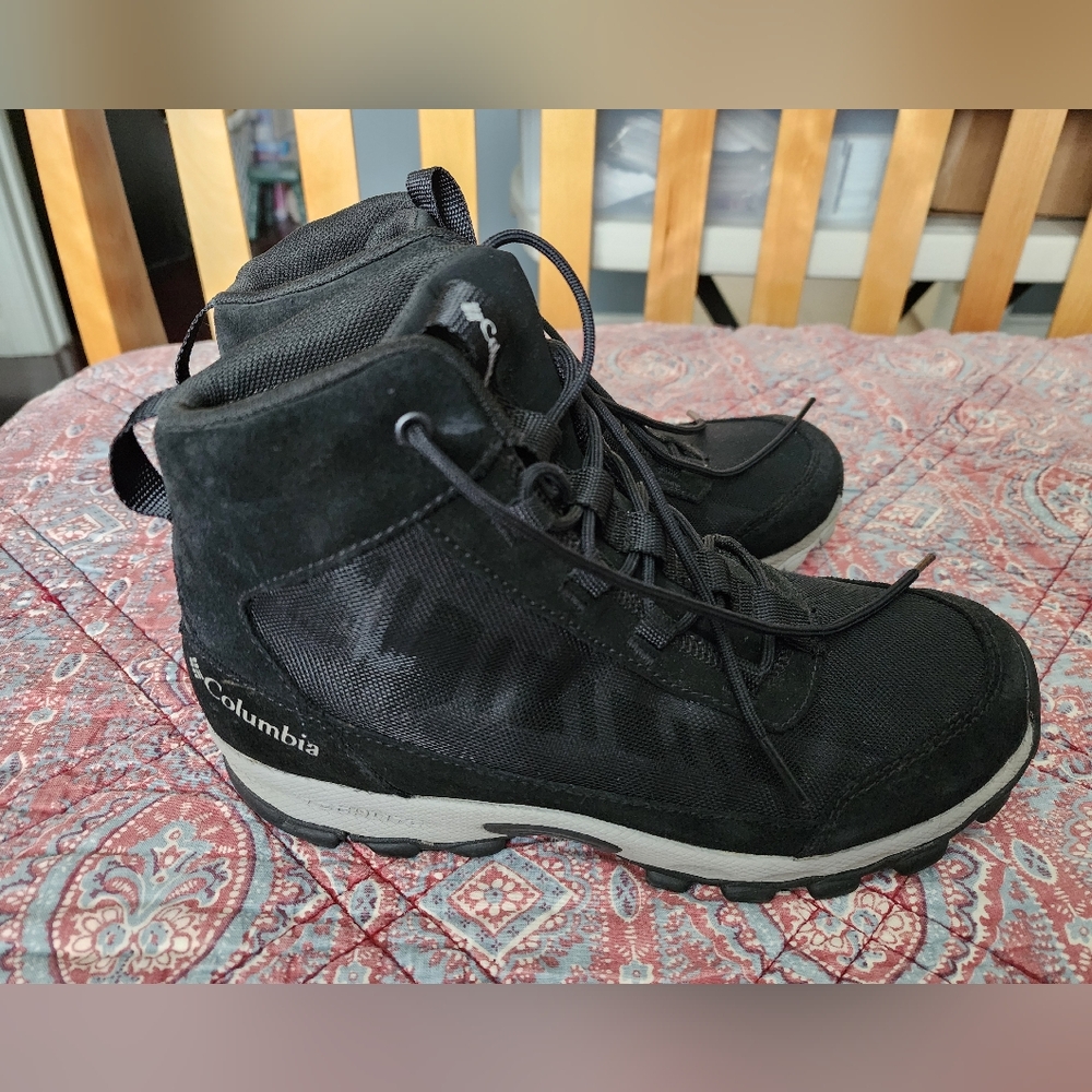 Columbia Black Hiking Boots, Size 6